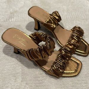 Seychelles metallic leather sandals size 9